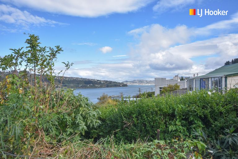 Photo of property in 9 Junction Road, Ravensbourne, Dunedin, 9022