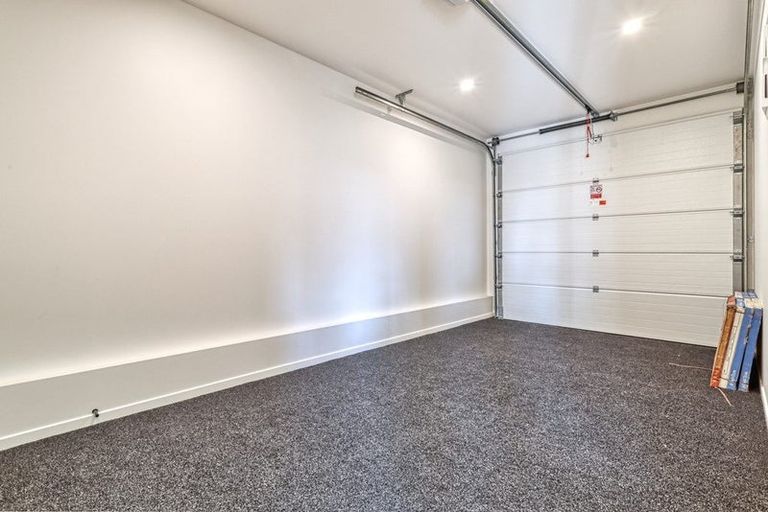 Photo of property in 20 Papai Lane, Massey, Auckland, 0614