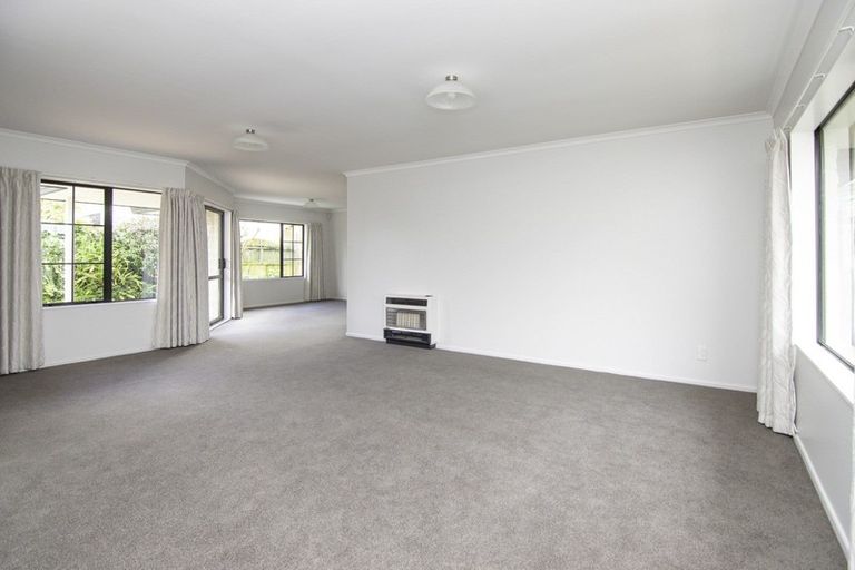 Photo of property in 15a Moyne Avenue, Milson, Palmerston North, 4414