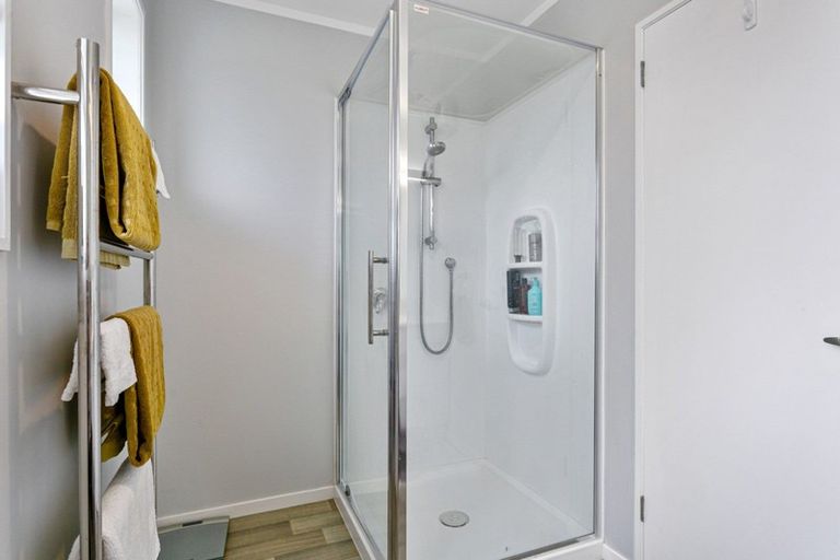 Photo of property in 9 Woodstock Crescent, Leamington, Cambridge, 3432