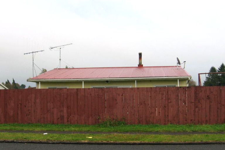Photo of property in 12 Lanark Street, Tokoroa, 3420