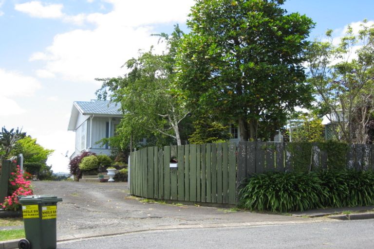Photo of property in 176 Wellington Street, Pukekohe, 2120