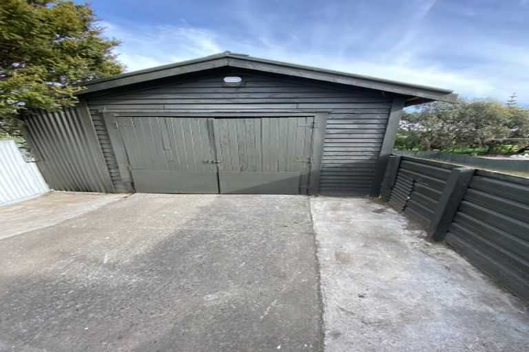 Photo of property in 39 Akatea Street, Gonville, Whanganui, 4501