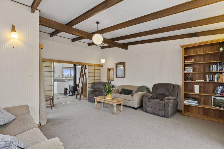 Photo of property in 28 Estuary Crescent, Fairfield, Dunedin, 9018