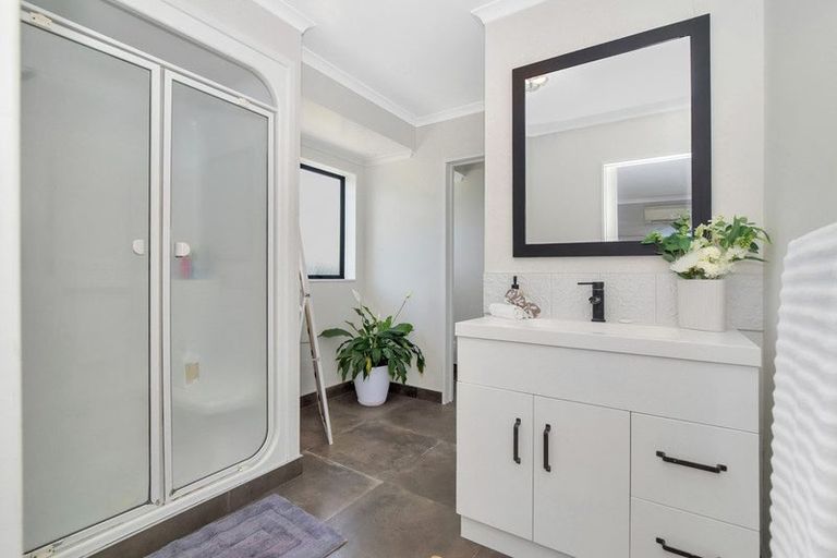Photo of property in 51 Blake Boulevard, Papamoa Beach, Papamoa, 3118