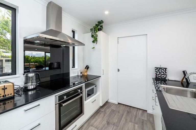 Photo of property in 4 Tuscan Lane, Martinborough, 5711