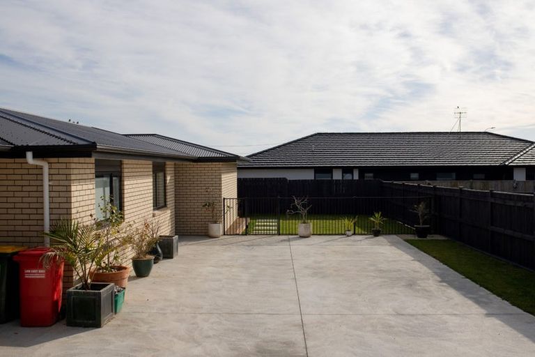 Photo of property in 4 Ash Close, Levin, 5510