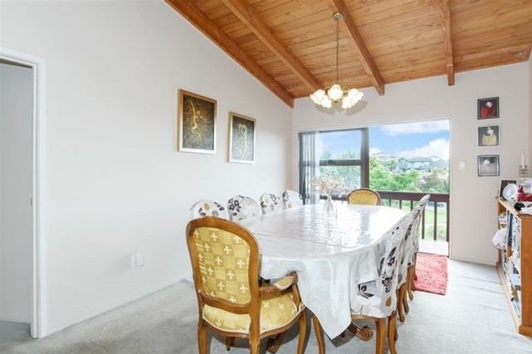 Photo of property in 21 Sturm Avenue, Massey, Auckland, 0614