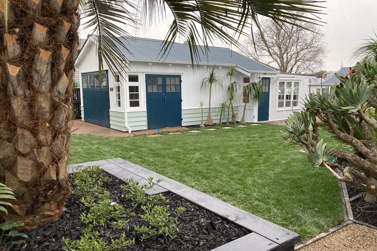 Photo of property in 24 Prime Road, Grey Lynn, Auckland, 1021