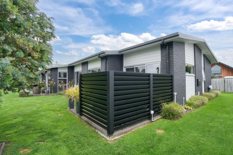 Photo of property in 50 Northside Drive, Waikiwi, Invercargill, 9810