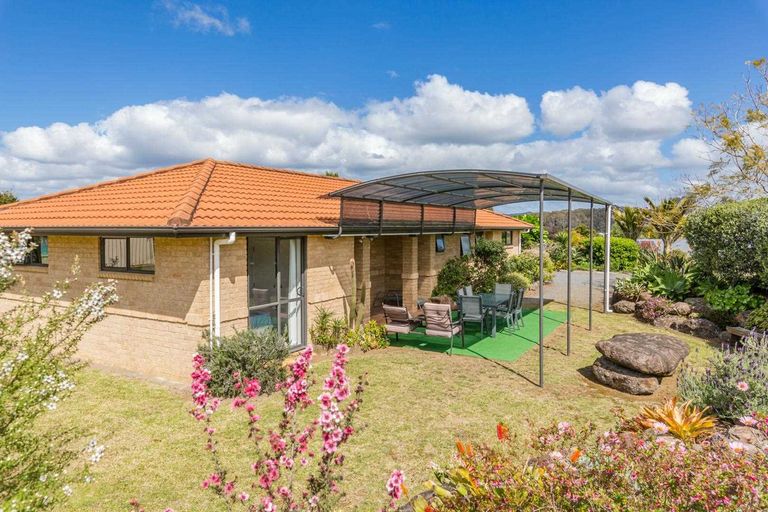 Photo of property in 8 Edkins Road, Kerikeri, 0230