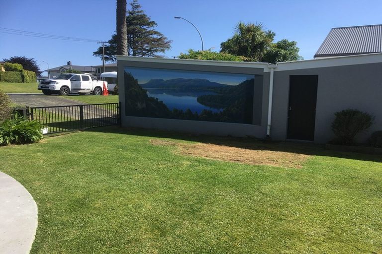 Photo of property in 18 Edgecumbe Road, Tauranga, 3110