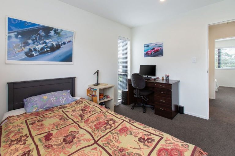 Photo of property in 84 Selo Street, Glen Eden, Auckland, 0602