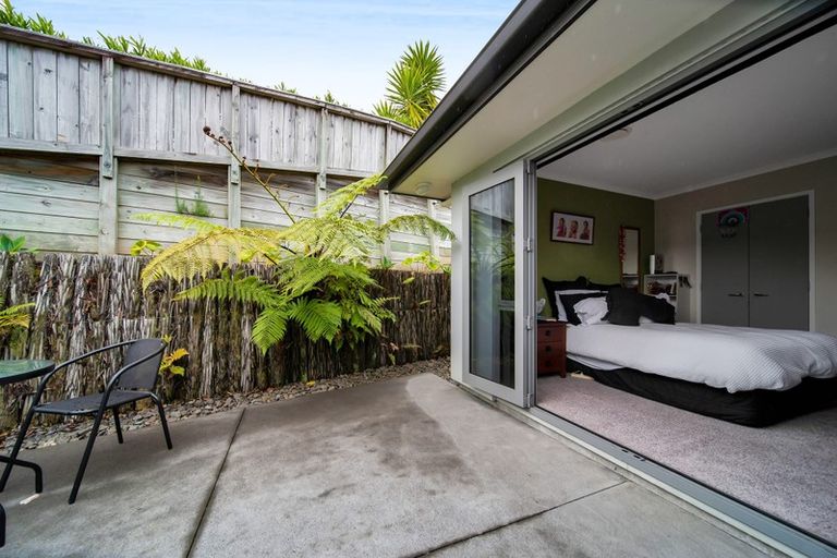 Photo of property in 42 Redwood Crescent, Hurdon, New Plymouth, 4310