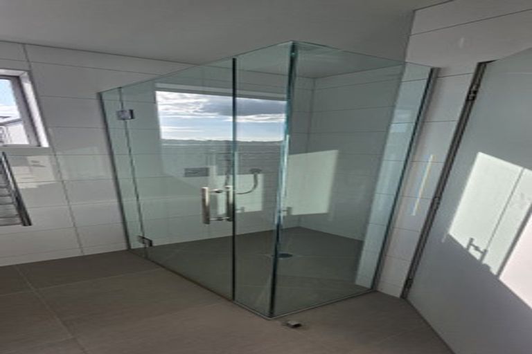 Photo of property in 73 Ridge View Crescent, Pukekohe, 2120