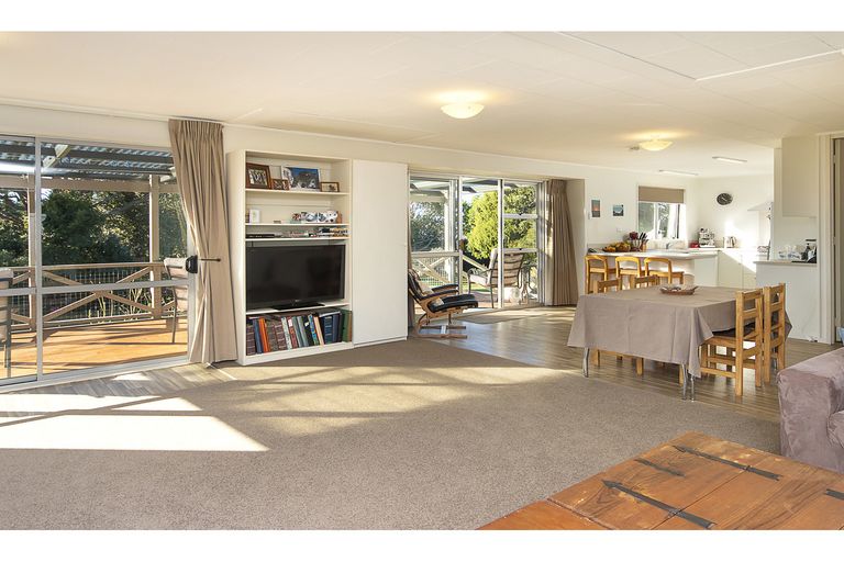 Photo of property in 2146 Awhitu Road, Pollok, Waiuku, 2684
