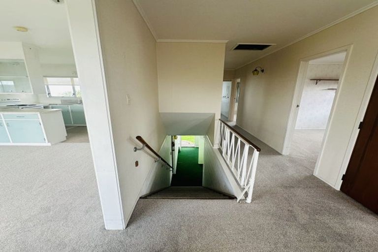 Photo of property in 17 Toroa Street, Torbay, Auckland, 0630