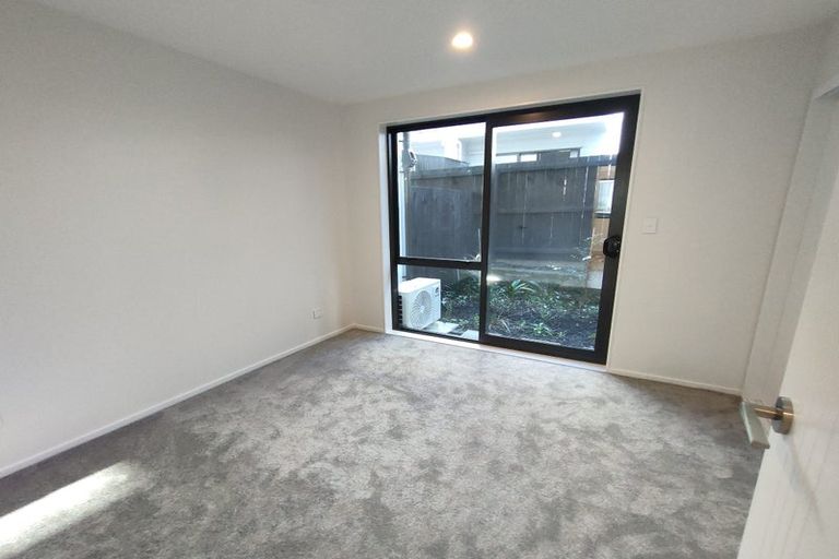 Photo of property in 7/32a Westgate Drive, Massey, Auckland, 0614