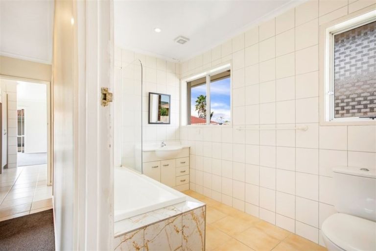 Photo of property in 92c Metcalfe Road, Ranui, Auckland, 0612