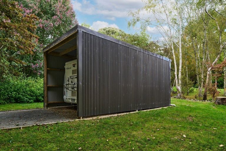 Photo of property in 46 Corbetts Road, Manakau, Otaki, 5583