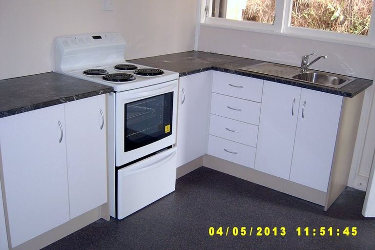 Photo of property in 2/20 Deller Grove, Silverstream, Upper Hutt, 5019