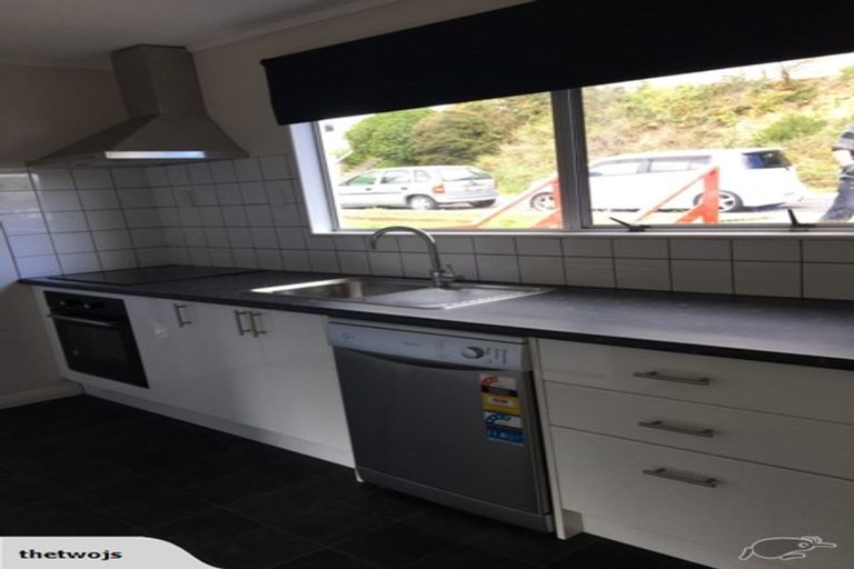 Photo of property in 1/27 Vancouver Street, Kingston, Wellington, 6021