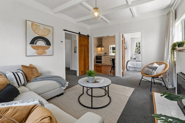 Photo of property in 41 Hillsborough Road, Hillsborough, Auckland, 1042