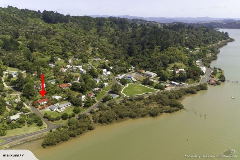 Photo of property in 4 Maning Street, Kohukohu, 0491