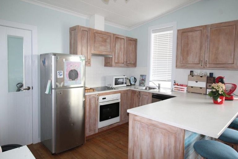 Photo of property in 63 Wallace Street, Grasmere, Invercargill, 9810