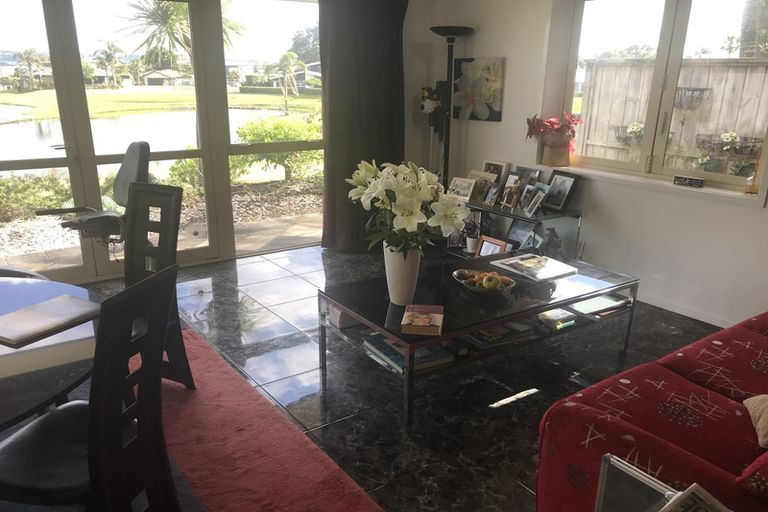 Photo of property in 10 Cayman Court, One Tree Point, 0118