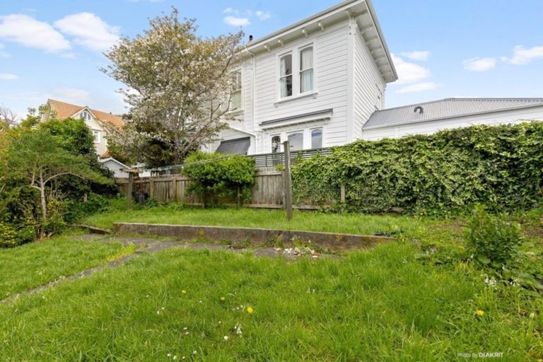 Photo of property in 17c Fitzroy Street, Wadestown, Wellington, 6012