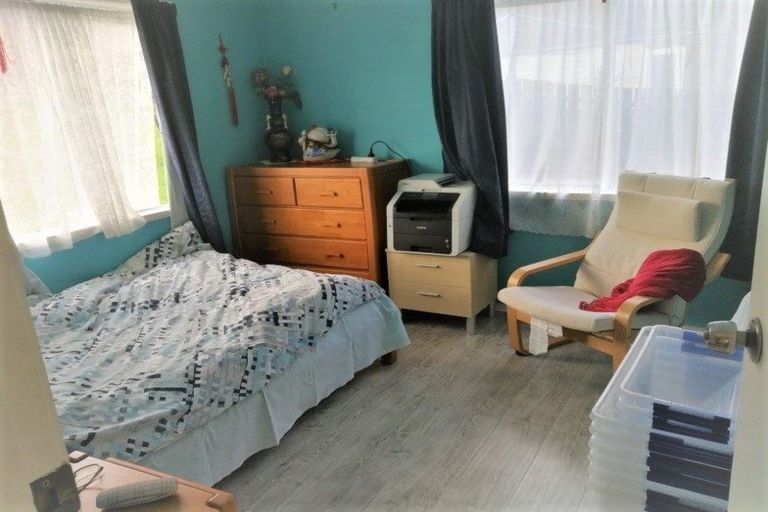 Photo of property in 6 Da Vinci Place, West Harbour, Auckland, 0618