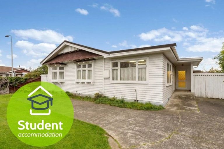 Photo of property in 73 Matipo Street, Riccarton, Christchurch, 8041