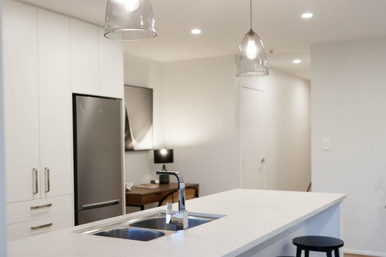 Photo of property in 1/19 Ruakiwi Road, Hamilton Lake, Hamilton, 3204