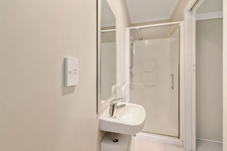 Photo of property in 56/64 Kawaha Point Road, Kawaha Point, Rotorua, 3010