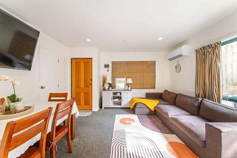 Photo of property in 59k Astley Avenue, New Lynn, Auckland, 0600