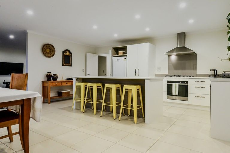 Photo of property in 2 Paritai Place, Flagstaff, Hamilton, 3210