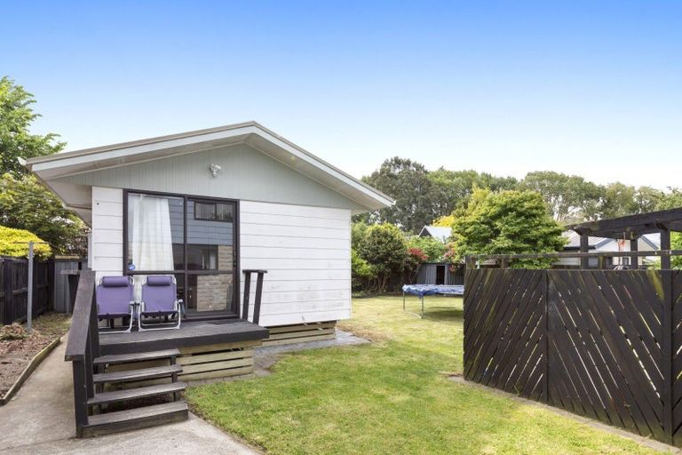 Photo of property in 20 Tyndale Place, Ilam, Christchurch, 8041
