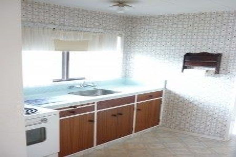 Photo of property in 1/507 Eastbourne Street East, Hastings, 4122