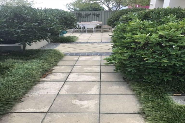 Photo of property in 24 Brockworth Place, Riccarton, Christchurch, 8011