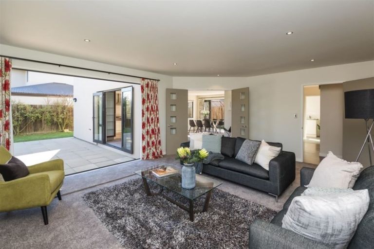 Photo of property in 2 Westburn Terrace, Burnside, Christchurch, 8041