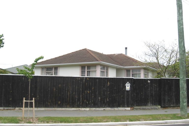 Photo of property in 23 Greendale Avenue, Avonhead, Christchurch, 8042