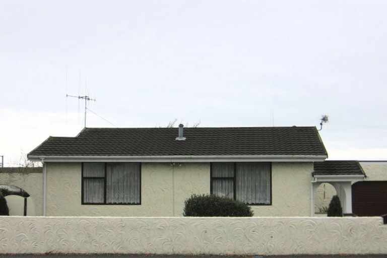 Photo of property in 12a Victoria Street, Levin, 5510