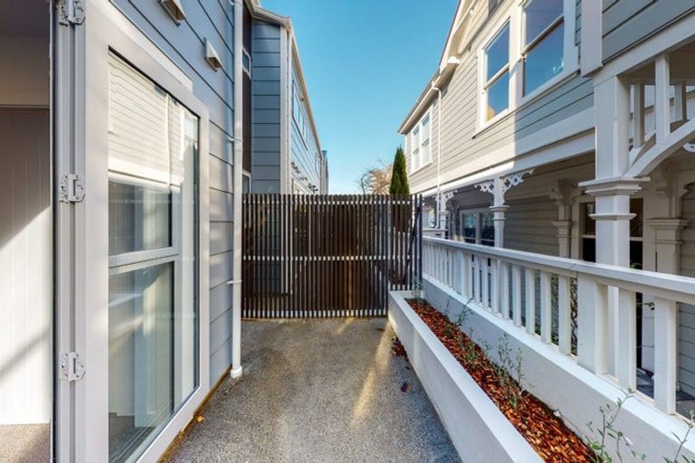 Photo of property in 94c Tinakori Road, Thorndon, Wellington, 6011