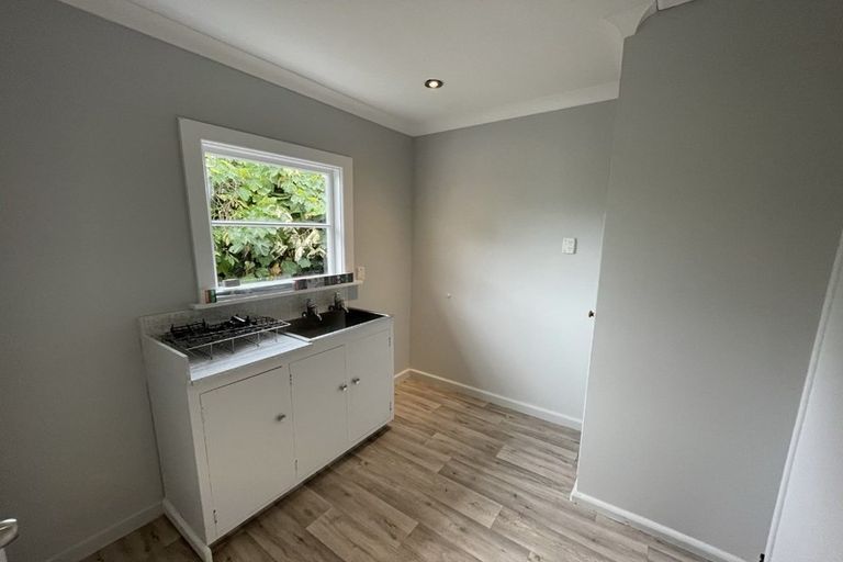 Photo of property in 1/25 Aorangi Road, Bryndwr, Christchurch, 8053