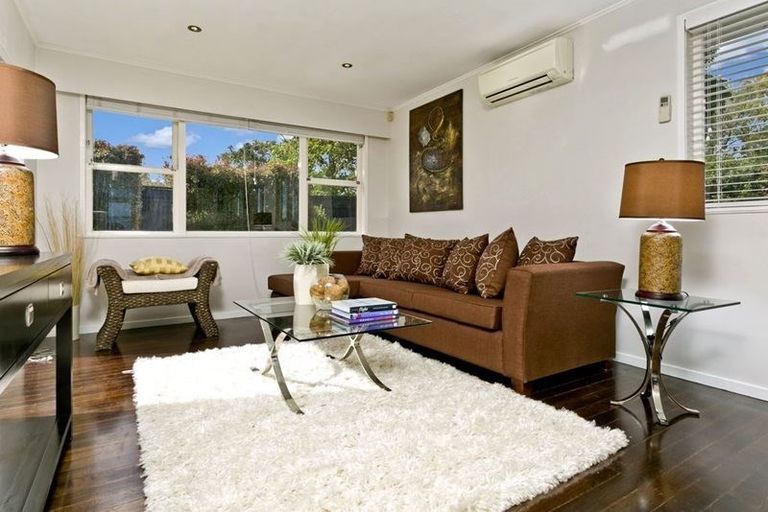 Photo of property in 51 Sycamore Drive, Sunnynook, Auckland, 0620
