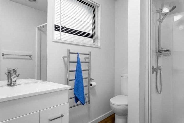 Photo of property in 69 Coopers Road, Dallington, Christchurch, 8061