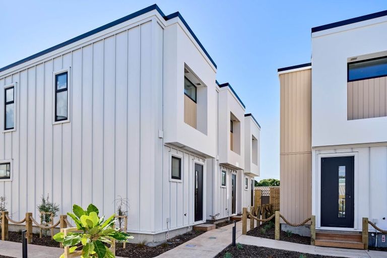 Photo of property in 11/10 Pascoe Avenue, Paremata, Porirua, 5026