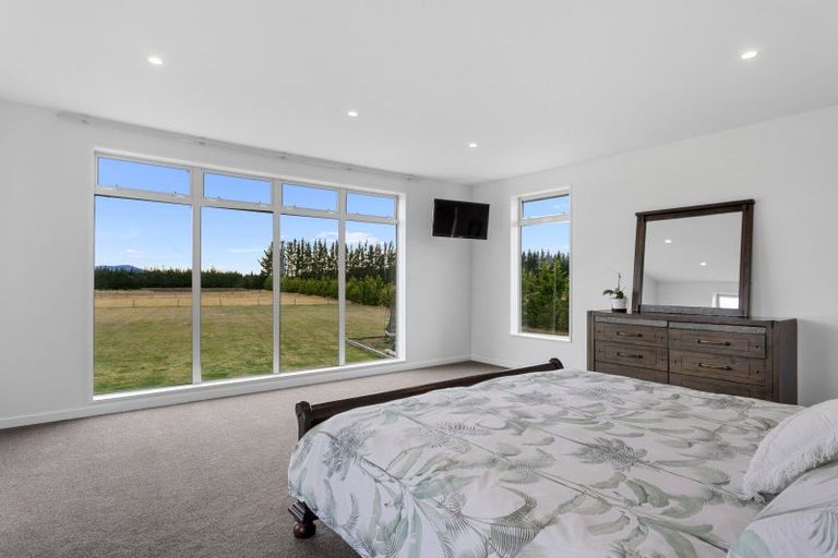 Photo of property in 1494 Tram Road, Swannanoa, Rangiora, 7475