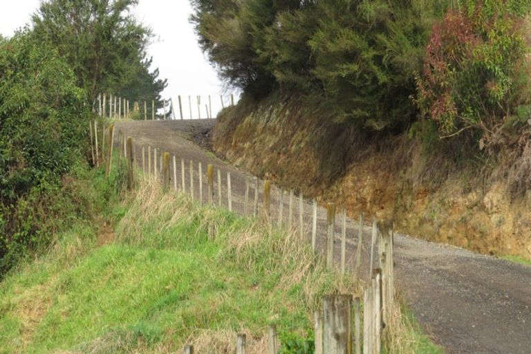 Photo of property in 24 Falls Road, Hunua, Papakura, 2583